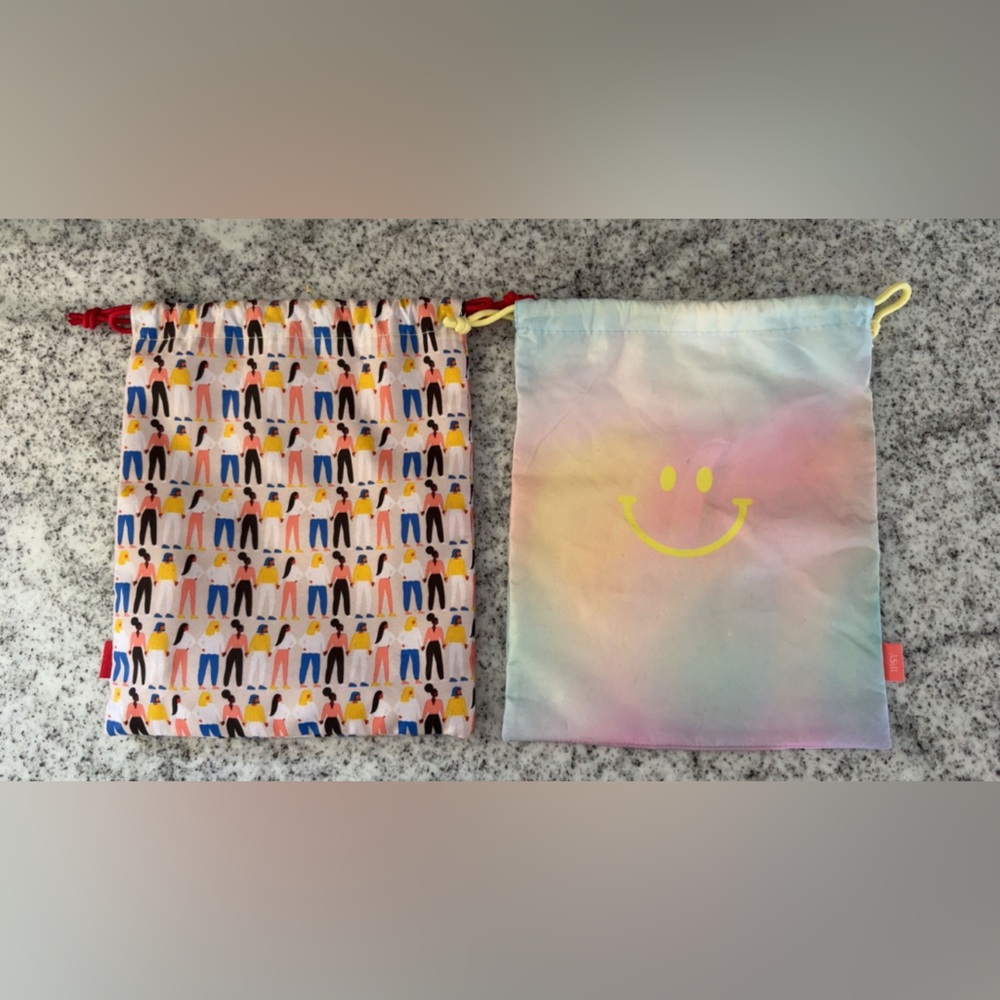 Ipsy Drawstring Pouch Set